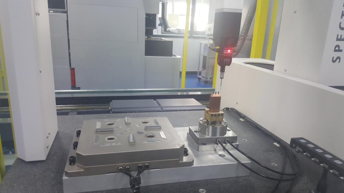 Apply to checking tolerance on Coordinate measuring machine