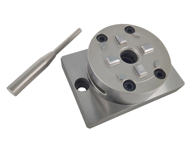 D100 3M Manual Chuck with CNC Base 3R-600.23-S MacroStd