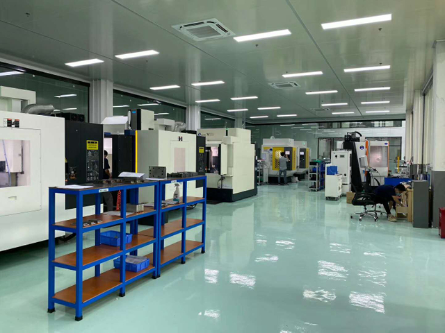 CNC machine center